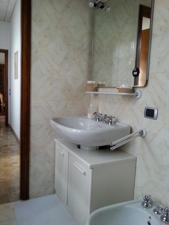 גאלארטה B&B Gloria חדר תמונה